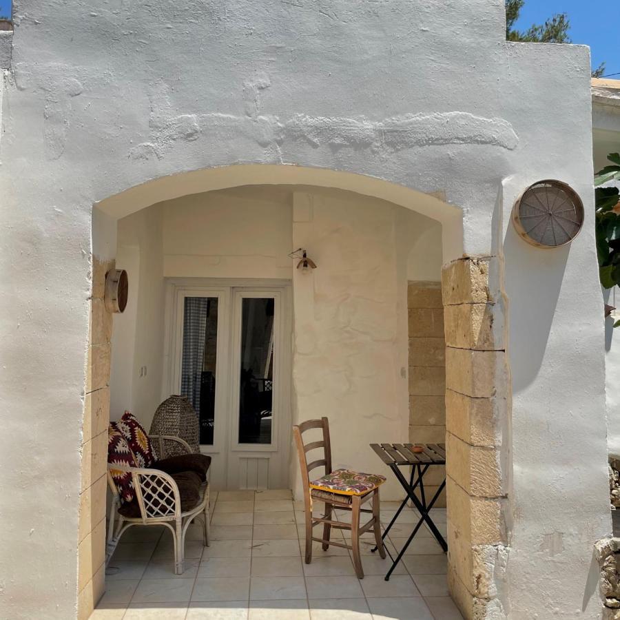 Casa Vacanze Capurre "Trulli E Pajare A Due Passi Dal Pizzo" 갈리폴리 외부 사진