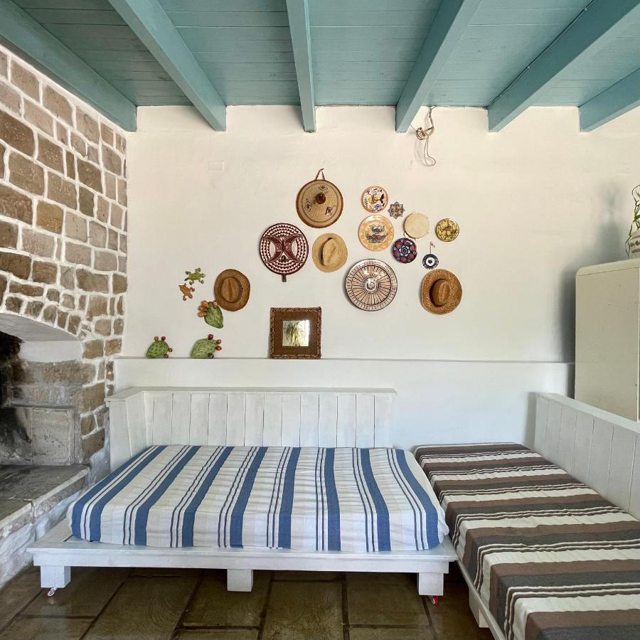 Casa Vacanze Capurre "Trulli E Pajare A Due Passi Dal Pizzo" 갈리폴리 외부 사진